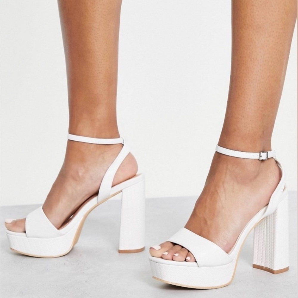 Glamorous espadrille platform heel sandals in white